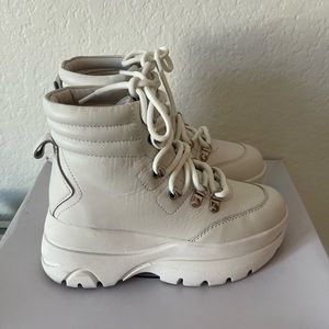 Steve madden platform boots